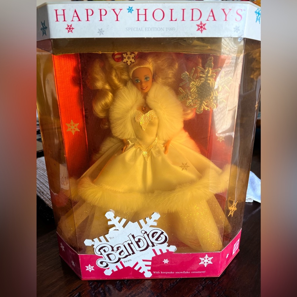 Vintage 1989 Happy Holidays Special Edition Barbie, NRFB